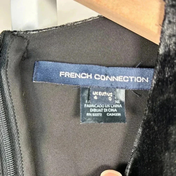 French Connection Size 0 Floral Velvet Like Mini Sheath Dress - Picture 7 of 12